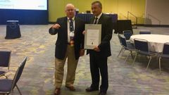 Rafael L�pez, del CHUS, recibi� la acreditaci�n en Chicago