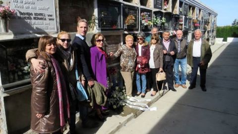 Homenaje, el pasado 2 de marzo, a Mariano Castro en el cementerio de Ceares