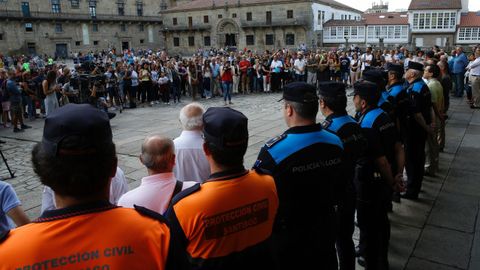 Minuto de silencio en la Plaza del Obradoiro en Santiago