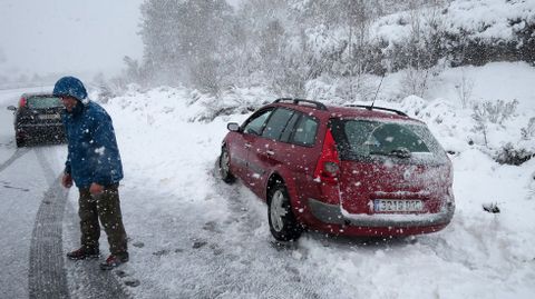 Nevada en el alto do Faro, entre Chantada y Rodeiro