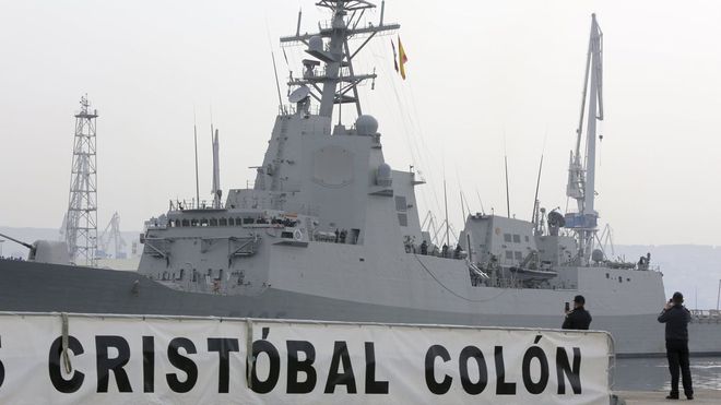 La fragata Crist�bal Col�n, en imagen de archivo en el Arsenal de Ferrol. 