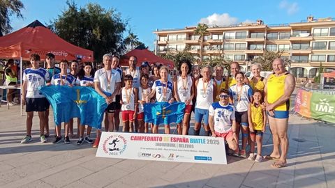 Los deportistas asturianos que viajaron a Palma de Mallorca para participar en el Campeonato de Espaa de Biatl
