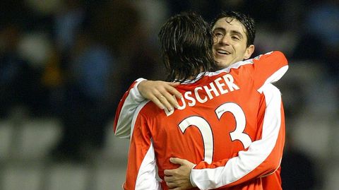 Vctor celebra uno de sus tres goles al Celta en el 0-5 del 2004.