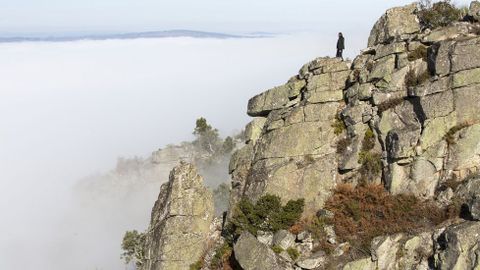 VISTA DE LA NIEBLA QUE CUBRE EL CA�ON DEL SIL DESDE EL MIRADOR DE A CIVIDADE, EN SOBER
