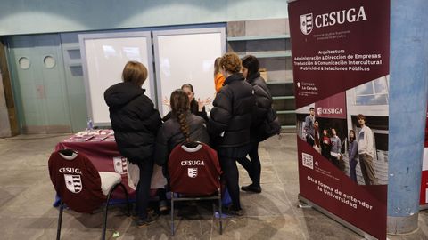 Feria Unitour. Estand del centro universitario gallego Cesuga