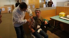 Vacunaci�n contra el covid en el edificio administrativo de la Xunta en Campolongo, en Pontevedra