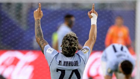 Maxi Araujo celebra el gol del empate