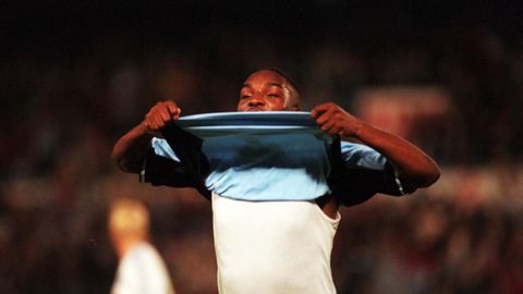 Benni McCarthy, en la vuelta del cruce europeo entre Celta y Lausanne.