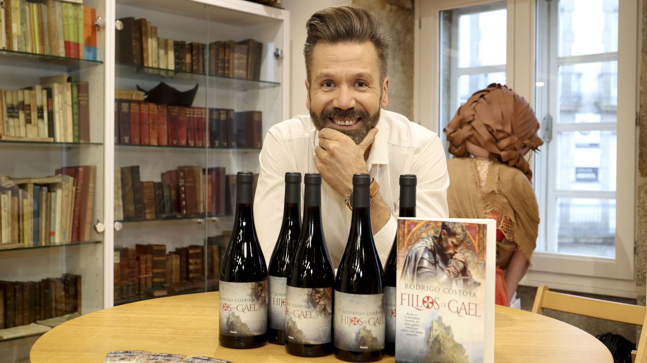 Profesor de Educación Física, escritor de éxito y ex preparador físico del Obradoiro