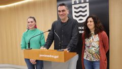 Tamara Campos, Demetrio G�mez y Nadia Lamarca, este martes, en el Concello de Pontevedra, en la presentaci�n de la jornada formativa sobre altas capacidades