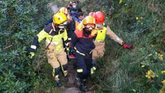 El personal de emergencias tuvo que portear al herido