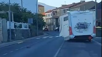 Estado en el que circul� la caravana por la AC-550, entre Tal y Esteiro, en Muros, este s�bado