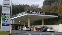 Estaci�n de servicio Carbugal, en Laraxe, en el municipio de Cabanas