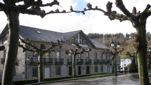 O edificio do Concello de Muras