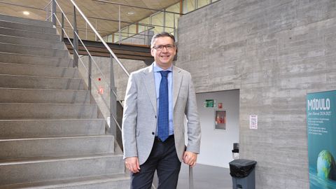 Pablo Grande Seara es el nuevo decano de la Facultad de Ciencias Jur�dicas y del Trabajo