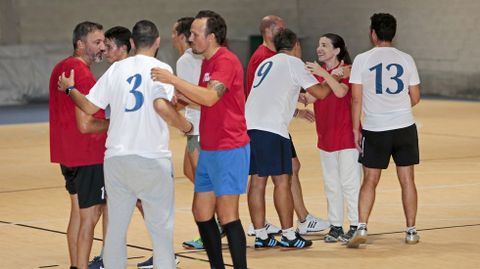 PARTIDO DE F�TBOL ENTRE EL PP Y EL PSOE DE PONTEVEDRA