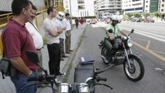 Imagen de archivo de un curso de conducci�n en moto de la Polic�a Nacional