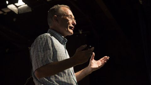 Conferencia del doctor Ángel Carracedo