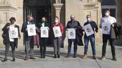 Representantes de la asociaci�n local de comerciantes, la federaci�n de comercio, la Diputaci�n y el Ayuntamiento de Taboada presentaron ayer en Lugo la primera edici�n de Petiscos do Nadal