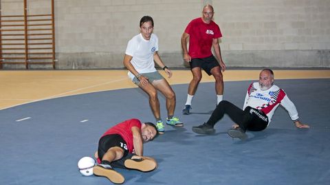 PARTIDO DE FUTBOL ENTRE EL PP Y EL PSOE DE PONTEVEDRA