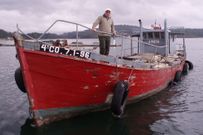Estado no que estaba o barco no 2008, cando era un bateeiro. 