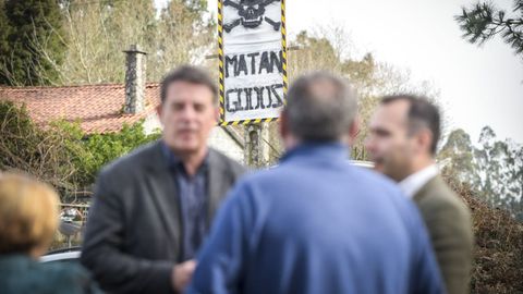 Besteiro y el alcalde de Caldas, Jacobo P�rez, anunciaron el mi�rcoles la cancelaci�n del proyecto de la variante oeste