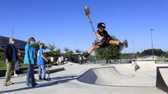 Lara M�ndez y Mauricio Repetto durante la inauguraci�n del �skatepark�