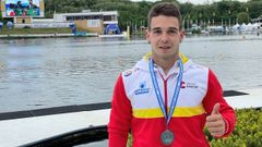 Mosquera posa con su medalla de subcampe�n de Europa