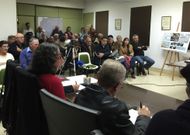 Los asistentes, muchos vecinos de Forx�n, pudieron ver en el sal�n de plenos un panel informativo sobre la depuradora y conocer los argumentos de cada partido a favor o en contra de su ubicaci�n. 