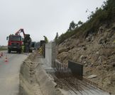 Operarios trabajan en la clausura del basurero, abierto en el 2001. 