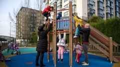 Parque infantil en Novo Mesoiro (A Corua)