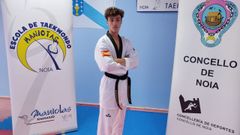 Adri�n Salanova, taekuondista del Maniotas.