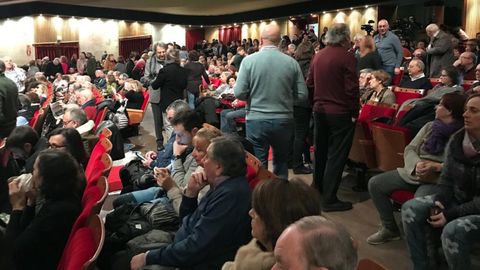 Interior del teatro de La Laboral, antes del inicio del homenaje a Areces