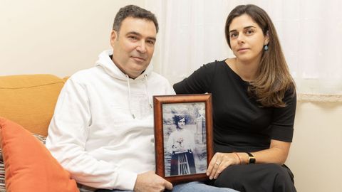 Heitor Cruz y su mujer, Alma Figueroa. l es el bisnieto de Carmen Sanmilln, su ltimo descendiente. 