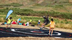 Campeonato de Espaa de parapente de precisin en la Serra do Larouco, en A Xironda (Cualedro).