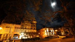 Plaza de Espa�a de Ribadeo, de noche