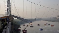 Imagen de la zona del puente que se vino abajo