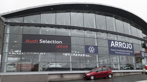 Arrojo se incorpora a la automoci�n compostelana como concesionario oficial Volkswagen