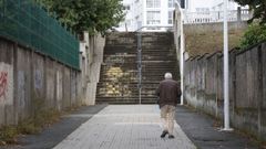 Escaleras entre los CEIP Mar�a Pita y Ram�n de la Sagra