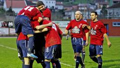 Los jugadores del Ribeira celebrando el gol del triunfo