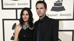 La actriz Courteney Cox y Johnny McDaid. 