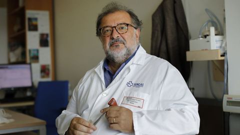 Antonio Rodr�guez Sotillo, jefe de la unidad de lesionados medulares del Chuac.