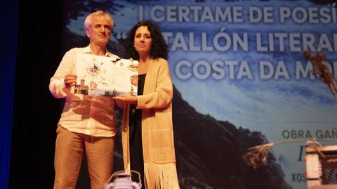 A entrega en Cee do premio do primeiro Certame Batall�n Literario, �en imaxes!