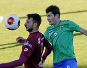 Mari�o, el a�o pasado en Ordes, ya jug� en el Negreira. 