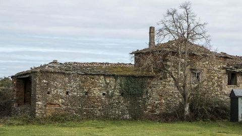 Ruinas de la antigua casa rectoral de San Cosmede