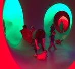 El Colourscape Music Festival, en una especie de laberinto de colores. 