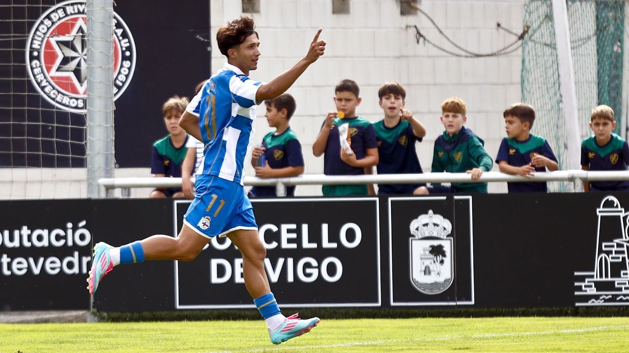 El Fabril apabulla al Atlético Astorga (0-4) y sigue imparable