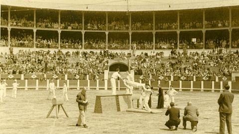 Atletismo en la plaza de toros de A Coru�a
