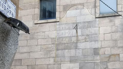 Reloj de sol de la concatedral, situado en la calle La Palma 