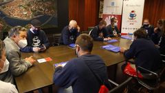 El alcalde de Pontevedra recibe a usuarios de la Fundaci�n Menela que hacen el Camino Portugu�s